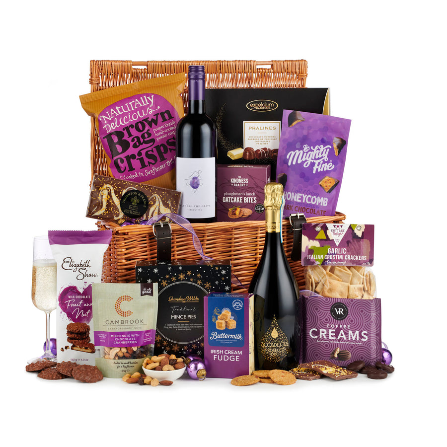 H23028 The Amethyst Christmas Hamper with Wine & Prosecco Spicers of Hythe