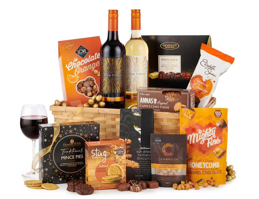 H24025 The Carousel Christmas Hamper - Spicers of Hythe